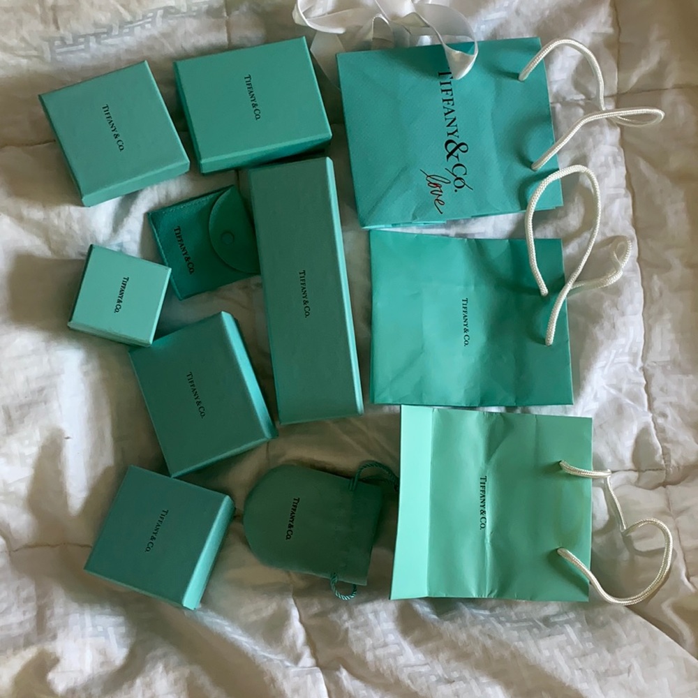 Lot of Tiffany bags and boxes
